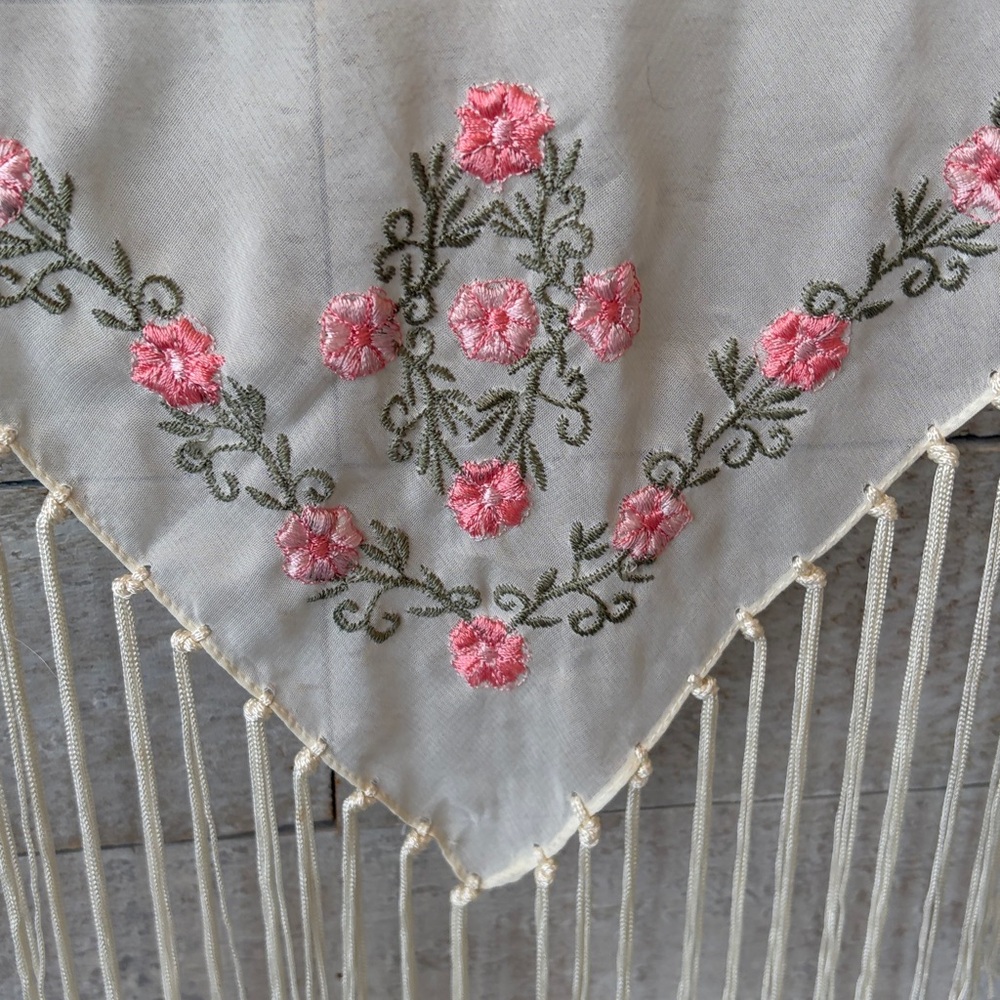 Cream Embroidered Floral Fringe Shawl